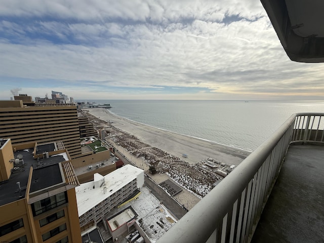 water view featuring a beach view