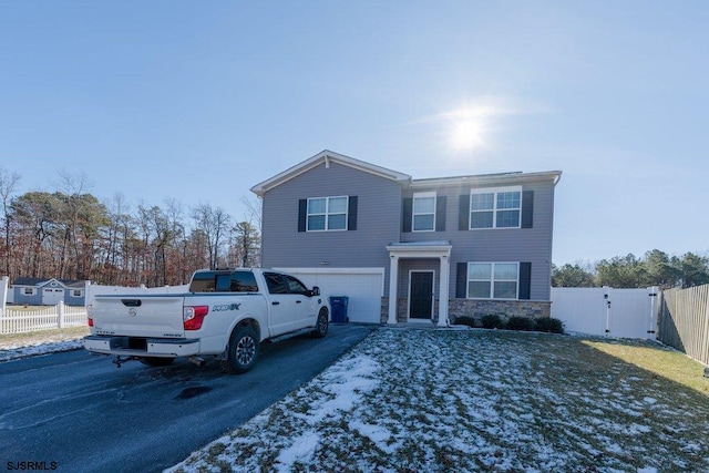 view of front facade featuring a garage