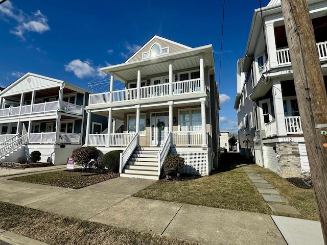 view of front facade with covered porch