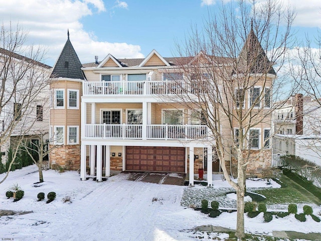 view of front of house with a garage