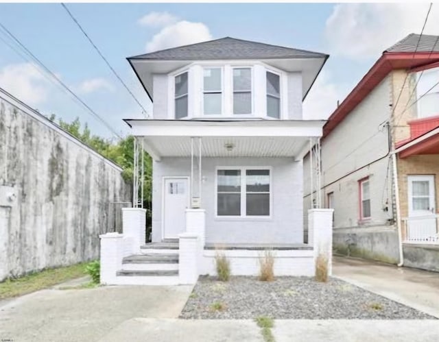 view of front of home with covered porch