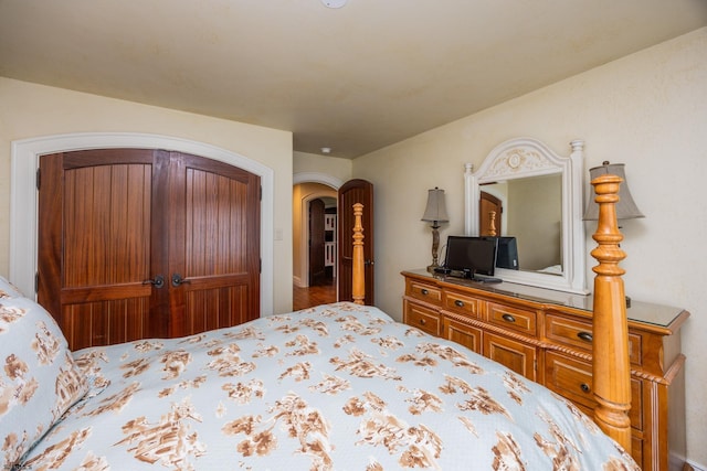 bedroom with a closet