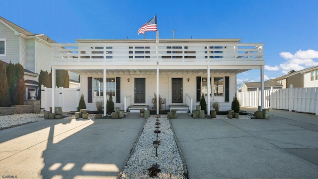 view of front of house