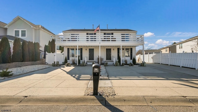 view of front facade with covered porch