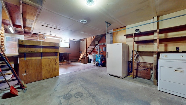 basement with washer / clothes dryer