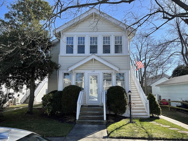 view of front facade