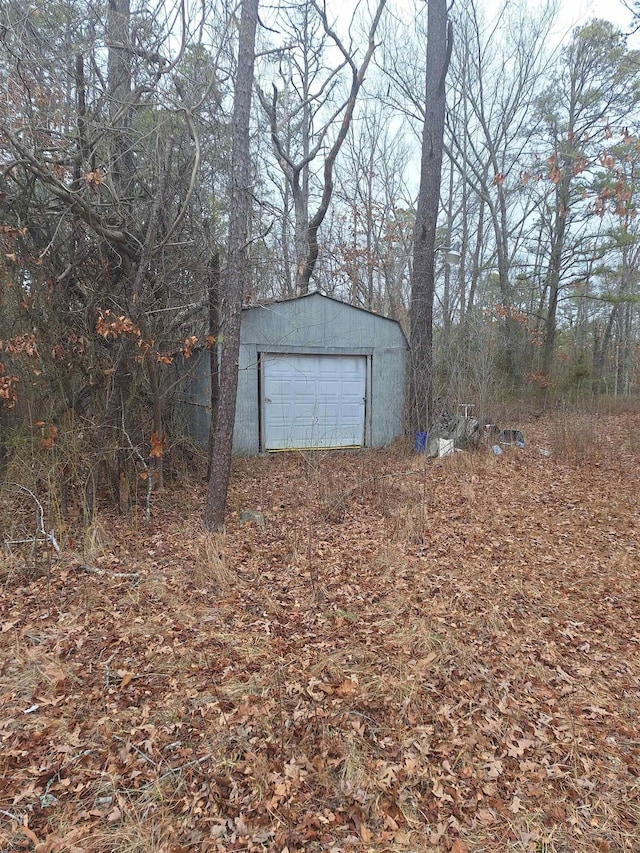 view of outdoor structure with a garage