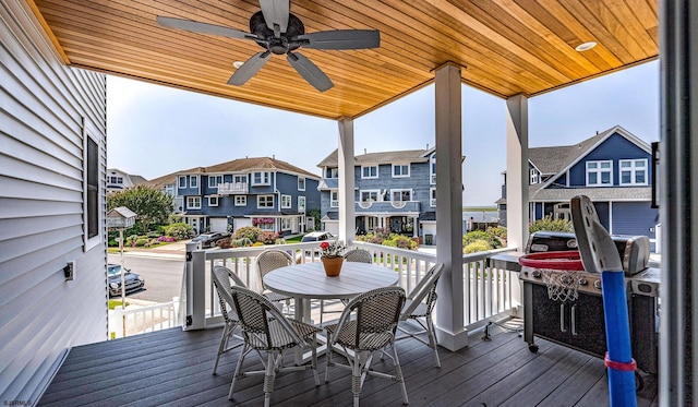 deck with ceiling fan