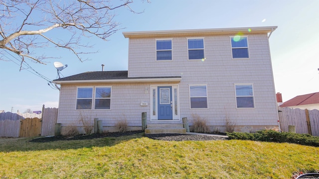 view of front of property with a front yard