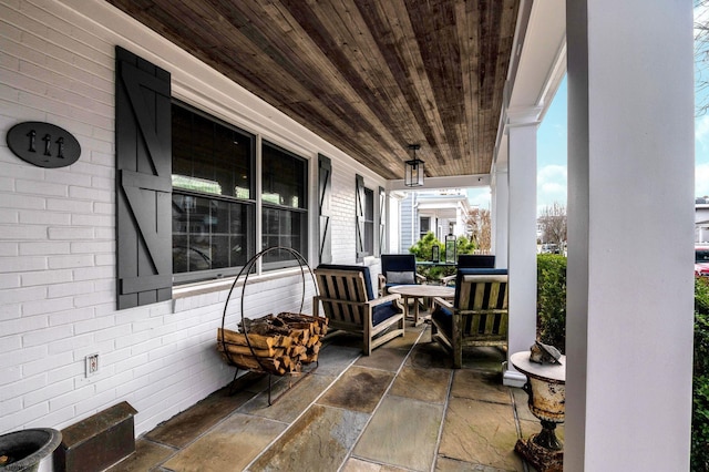 view of patio / terrace with covered porch