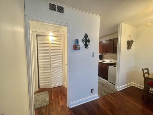 101 S Raleigh Unit 513, Atlantic City, NJ 08401 - hall with dark wood-type flooring and sink