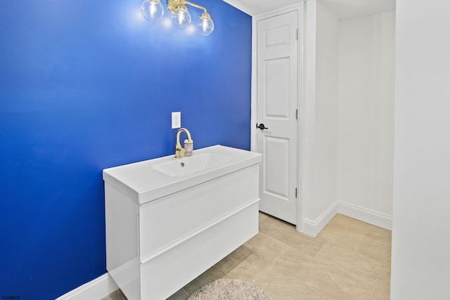 bathroom featuring sink