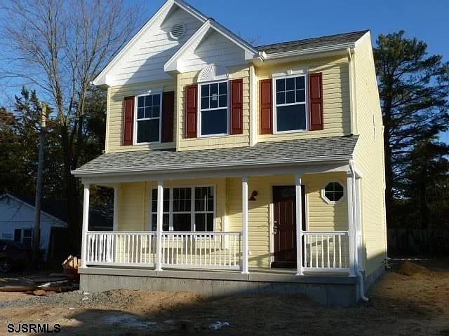 view of front of house featuring covered porch