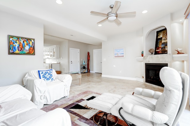 living room featuring ceiling fan