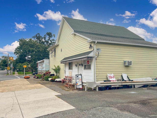 view of property exterior