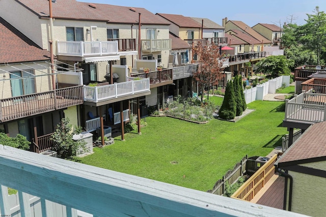 exterior space featuring a lawn