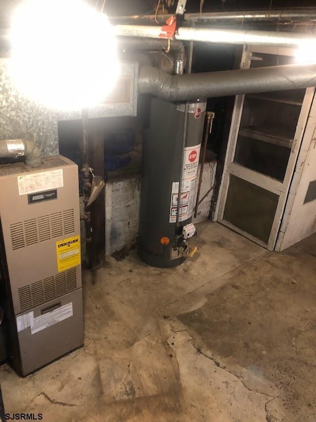 211 Abbey Ln, Pleasantville, NJ 08232 - utilities with heating unit and water heater