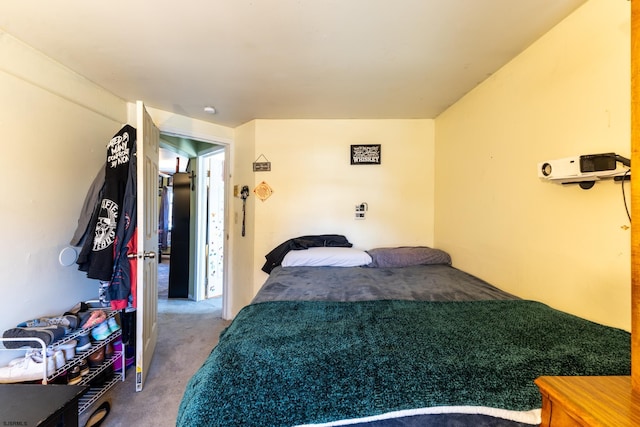 bedroom featuring carpet floors