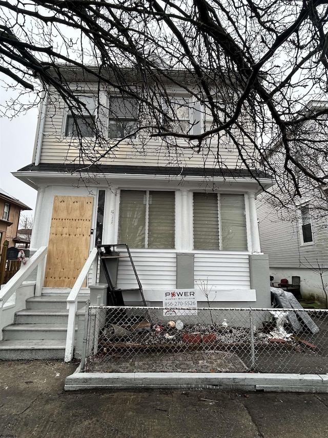 view of front of home