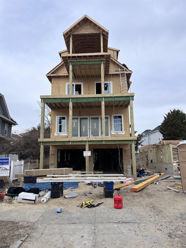 view of front facade with stucco siding