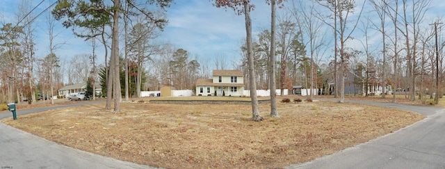 view of front of home with driveway