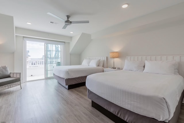 bedroom with access to exterior, light wood finished floors, recessed lighting, visible vents, and a ceiling fan