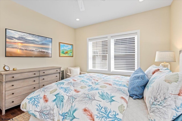 bedroom with ceiling fan, dark wood-style flooring, and recessed lighting