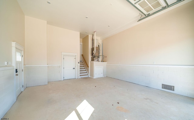 4 Grenada Ln, Ocean City, NJ 08226 - garage with concrete block wall and visible vents