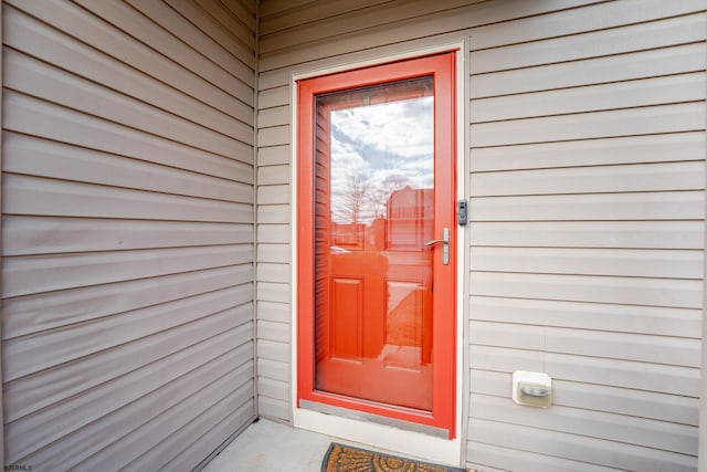 view of property entrance