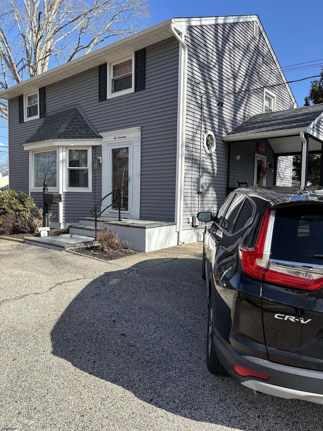 view of front of house