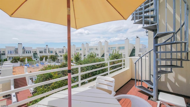 balcony featuring a city view