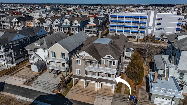 bird's eye view with a residential view