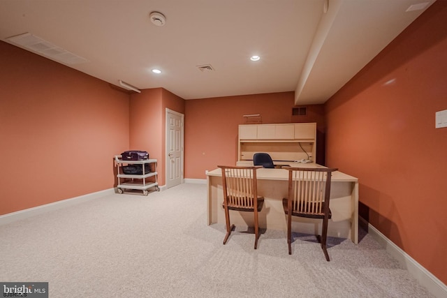 carpeted office space featuring visible vents, recessed lighting, and baseboards