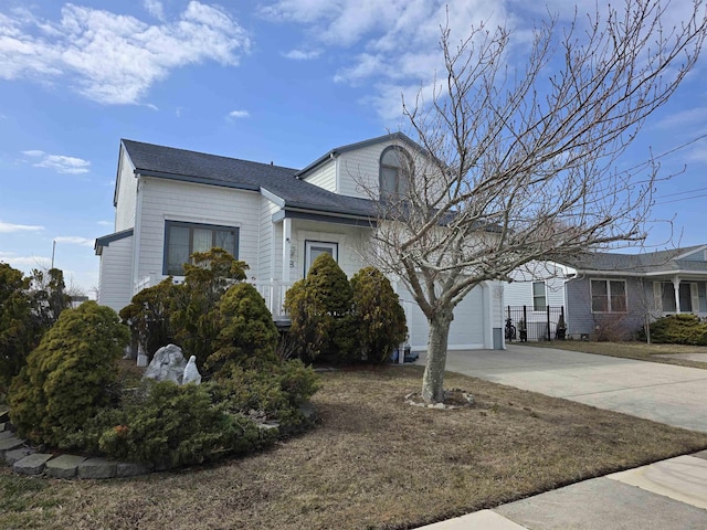 view of front of home featuring driveway