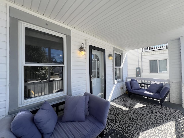 view of patio / terrace with covered porch