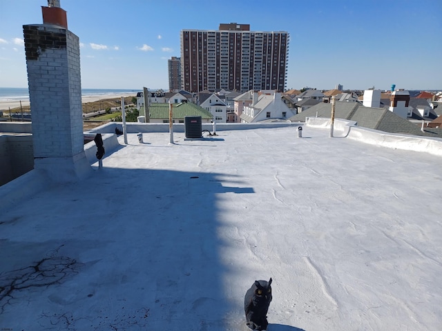 view of yard featuring a water view