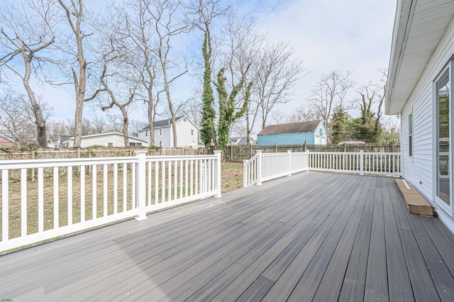28 W Thompson Ave, Pleasantville, NJ 08232 - wooden terrace with a fenced backyard