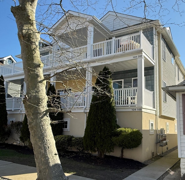 view of side of property