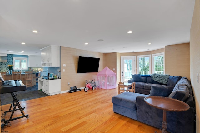 209 Belhaven Ave, Linwood, NJ 08221 - living room with wood finished floors and recessed lighting