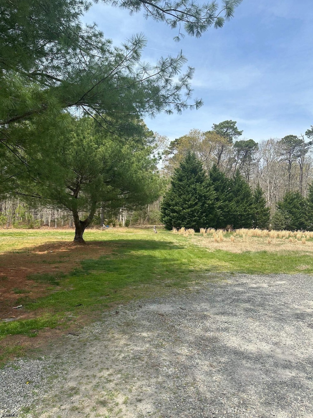 535 S 6th Ave, Galloway Township, NJ 08205