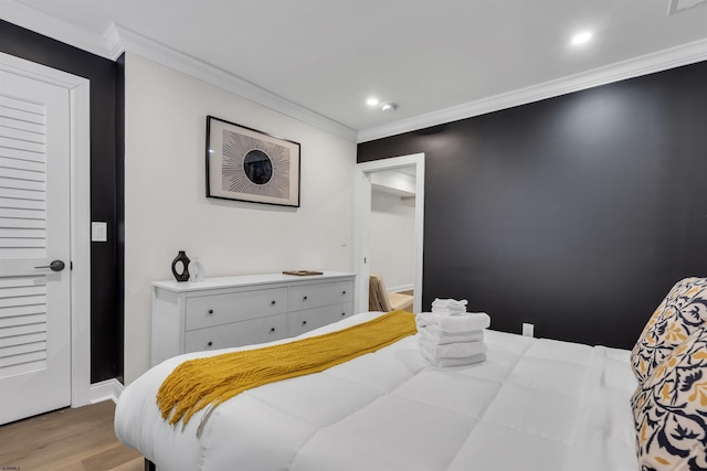 129 Seaside, Atlantic City, NJ 08401 - bedroom with wood finished floors, crown molding, and recessed lighting