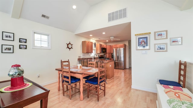 dining space with visible vents, recessed lighting, baseboards, and light wood-type flooring