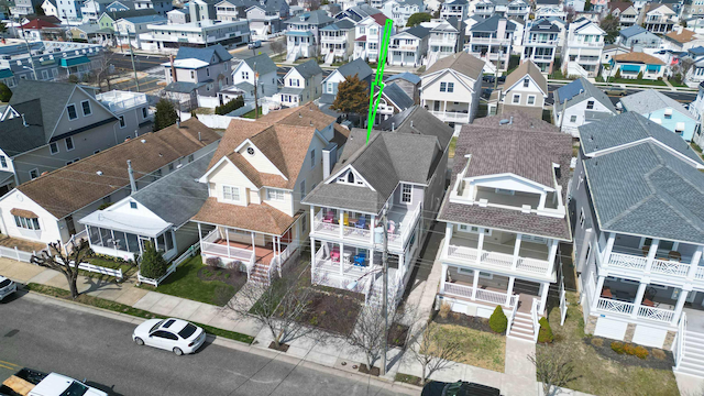 bird's eye view with a residential view