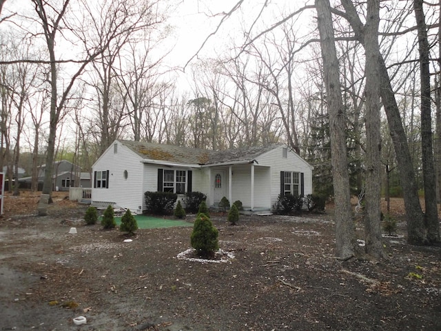 129 Bayberry Ave, Egg Harbor Township, NJ 08234 - single story home with a shingled roof