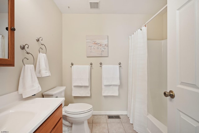 full bath with visible vents, tile patterned flooring, toilet, and curtained shower