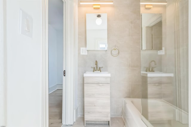 3 N Surrey Ave, Ventnor, NJ 08406 - full bath featuring tile walls, vanity, and a bath