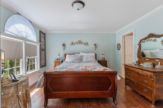 711 Falcon Crest Pl, Smithville, NJ 08205 - bedroom with crown molding, wood finished floors, and baseboards
