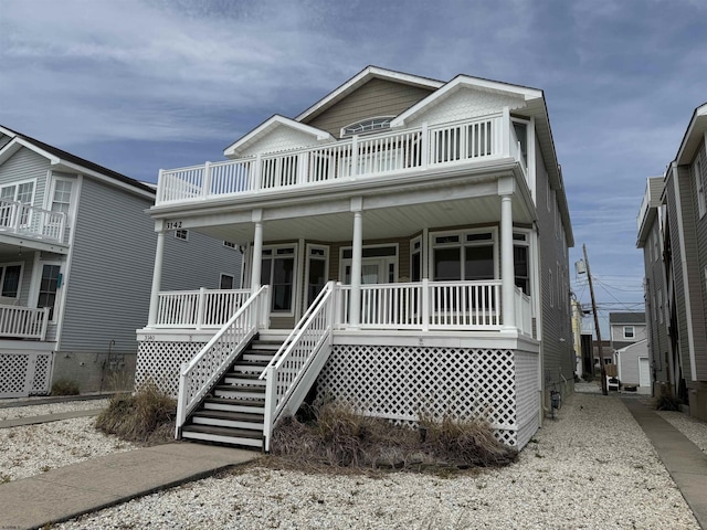 view of front of home with covered porch