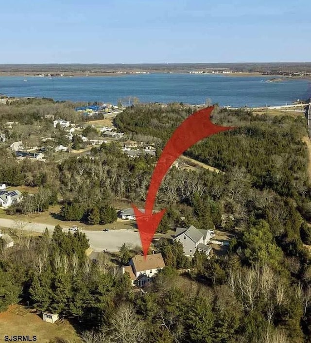 7 Staples Ct, Beesleys Point, NJ 08223 - birds eye view of property featuring a water view