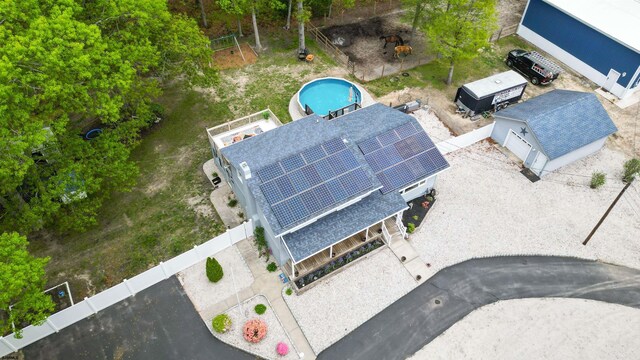 411 Spencer Ln, Galloway Township, NJ 08205 - view of subject property featuring a pool